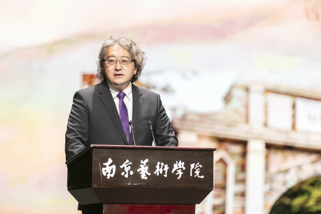 苗雨主旨发言:《闳约深美 百年回响——百年南京艺术学院声乐表演学科的发展》.JPG